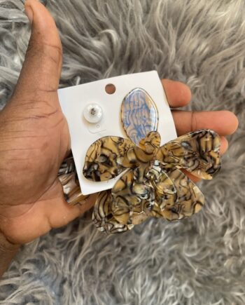 Floral earring