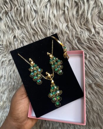 4 in 1 necklace set