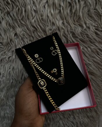 4 in 1 necklace set