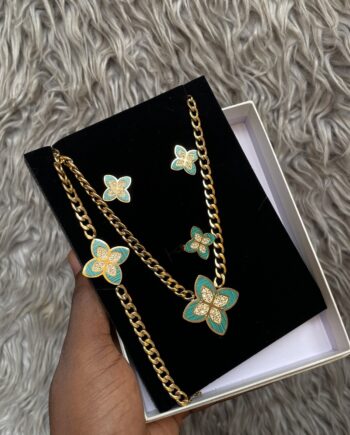 4 in 1 necklace set
