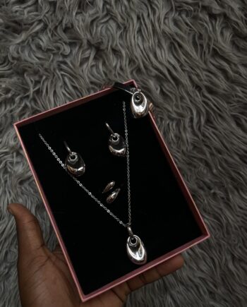 4 in 1 necklace set